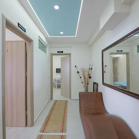 Shakaj Kır Evi Saranda