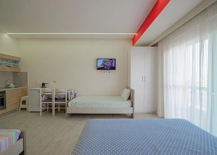 Shakaj Kır Evi Saranda