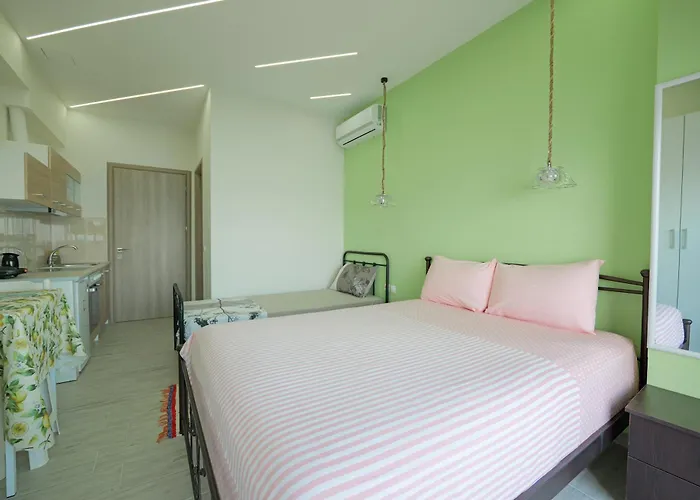 Shakaj Kır Evi Saranda