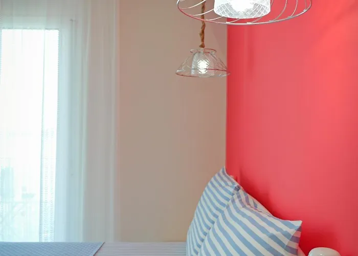 Shakaj Kır Evi Saranda